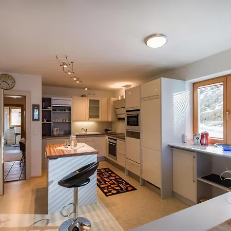 Bei Hanni Апартаменты Зёлль