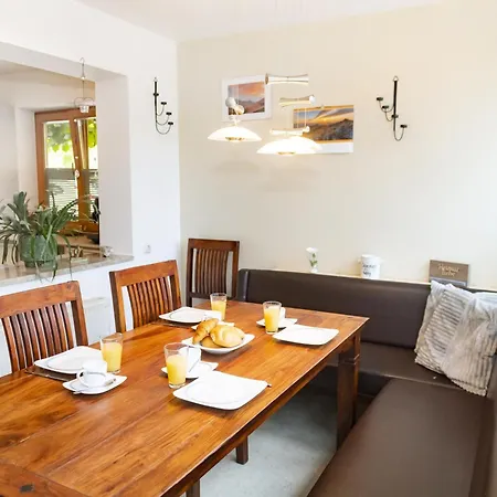 Bei Hanni Apartmán *