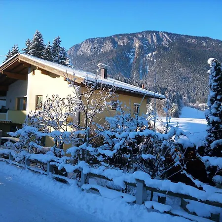 Bei Hanni Apartment *